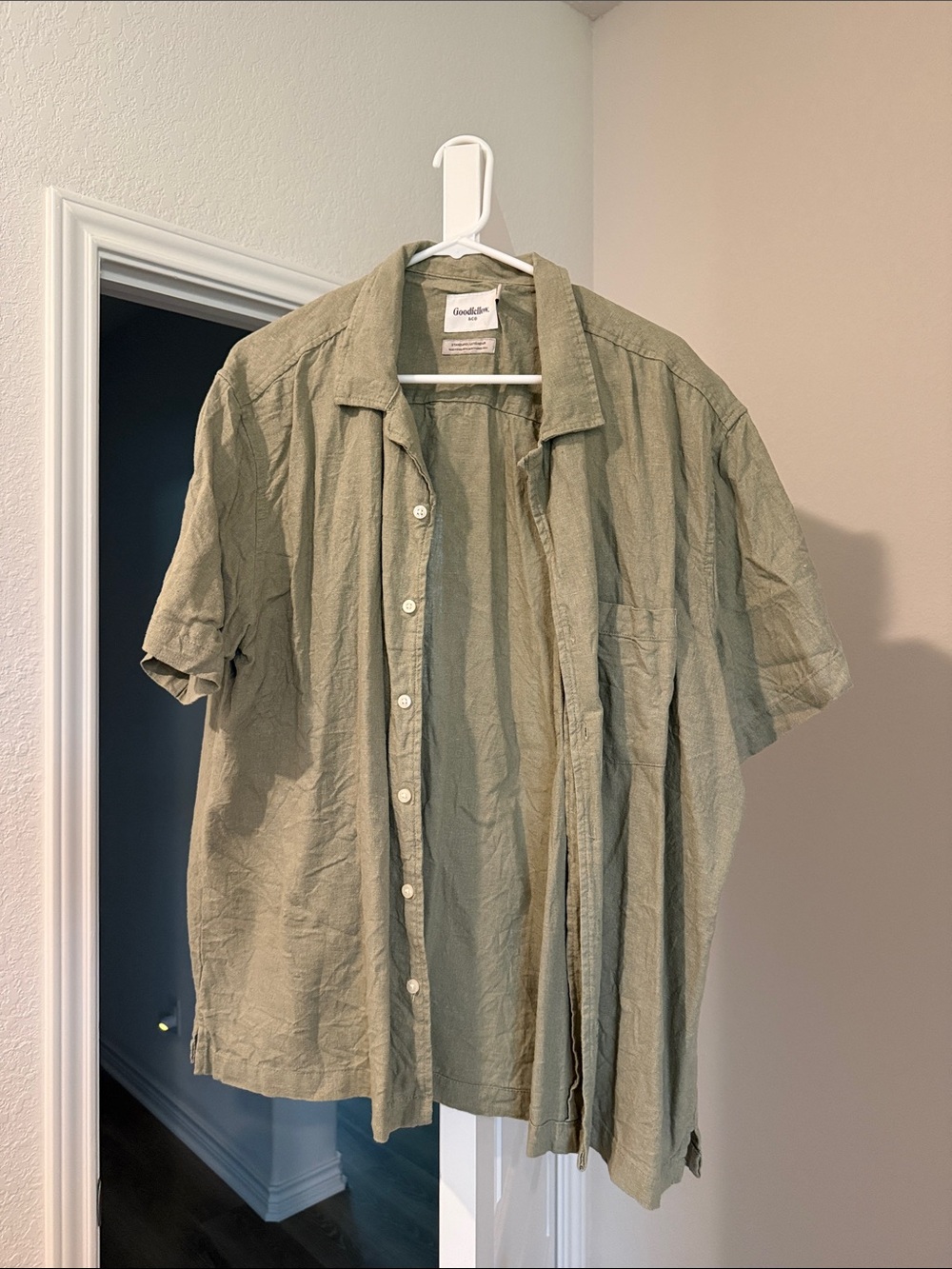 Goodfellow & Co. Lightweight Olive Short-Sleeve Camp Shirt